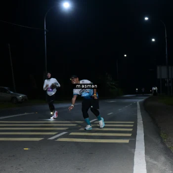 Runner Photo 1681130
