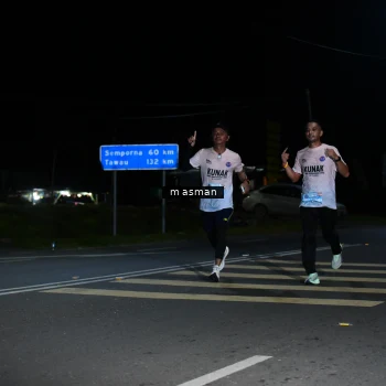 Runner Photo 1681139