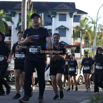 Runner Photo 1681182