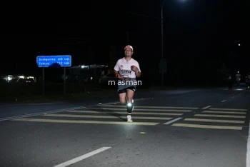Runner Photo 1681317