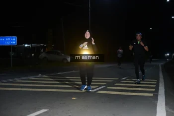 Runner Photo 1681448