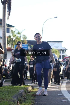 Runner Photo 1681457
