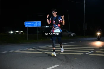 Runner Photo 1681532