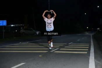 Runner Photo 1681559