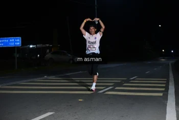 Runner Photo 1681560