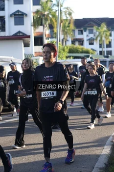 Runner Photo 1681586