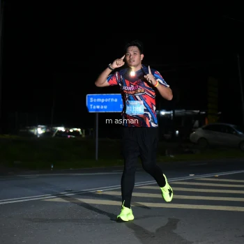 Runner Photo 1681596