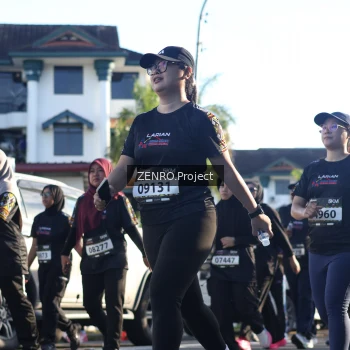Runner Photo 1681600