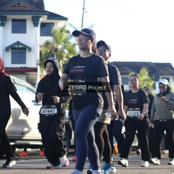 Runner Photo 1681602
