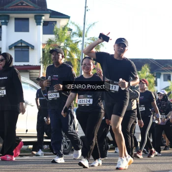 Runner Photo 1681610
