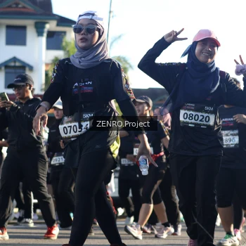 Runner Photo 1681672