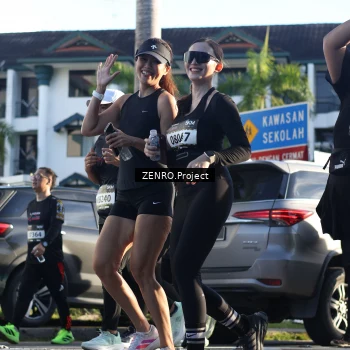 Runner Photo 1681721