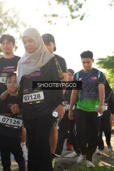 Runner Photo 1681778