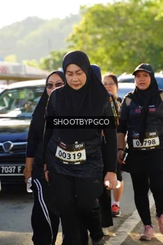 Runner Photo 1682010