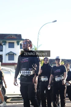 Runner Photo 1682070