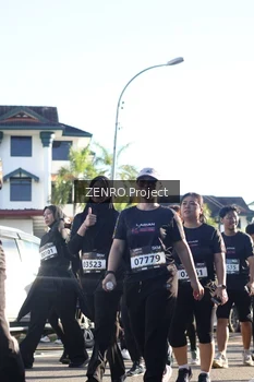 Runner Photo 1682075