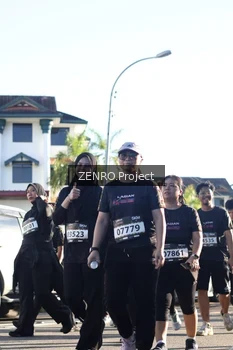 Runner Photo 1682078
