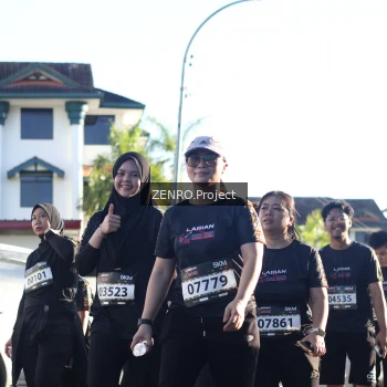 Runner Photo 1682079