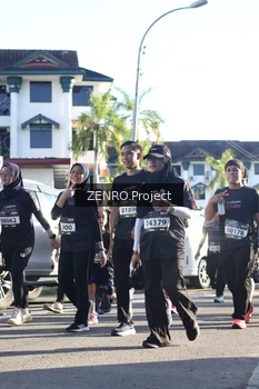 Runner Photo 1682113
