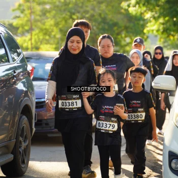 Runner Photo 1682167