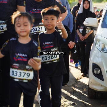 Runner Photo 1682188