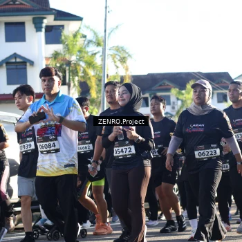 Runner Photo 1682191