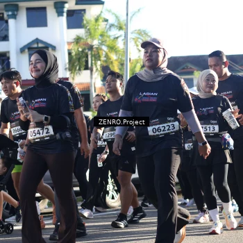 Runner Photo 1682195