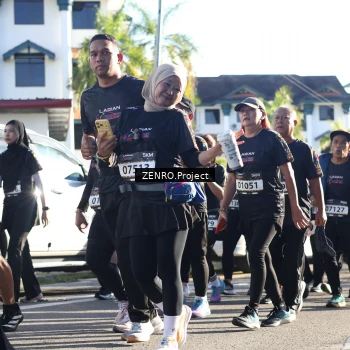 Runner Photo 1682199