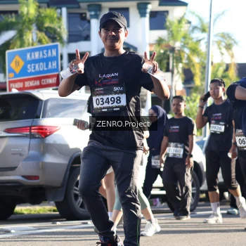 Runner Photo 1682290