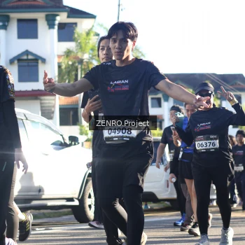 Runner Photo 1682311