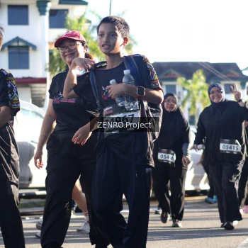 Runner Photo 1682332