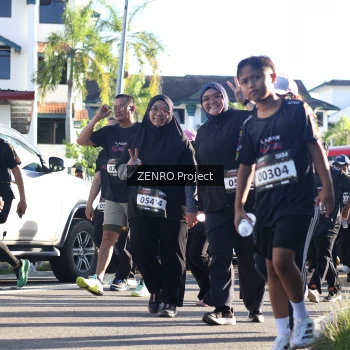 Runner Photo 1682336