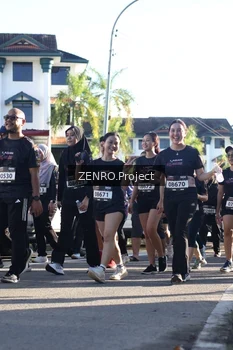 Runner Photo 1682359