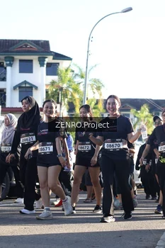 Runner Photo 1682360