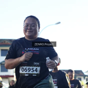 Runner Photo 1682379