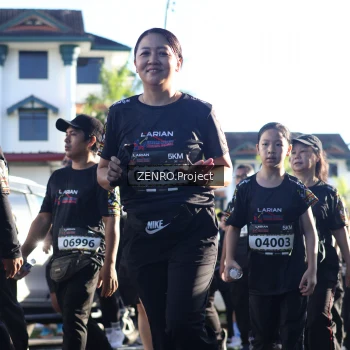 Runner Photo 1682383