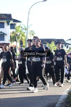 Runner Photo 1682408