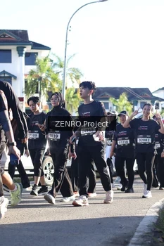 Runner Photo 1682409