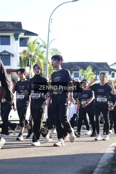 Runner Photo 1682414