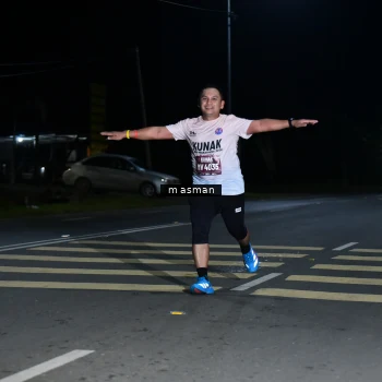 Runner Photo 1682438