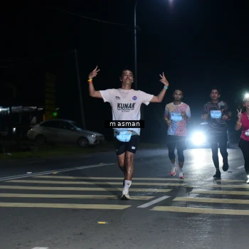 Runner Photo 1682449