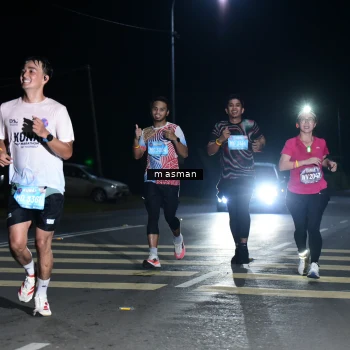 Runner Photo 1682457