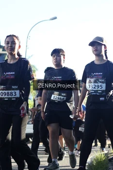 Runner Photo 1682523