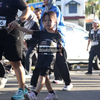 Runner Photo 1682544