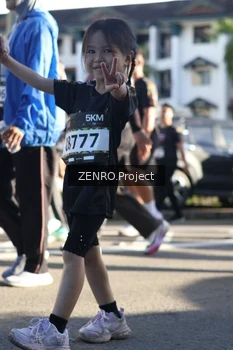 Runner Photo 1682573
