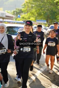 Runner Photo 1682579