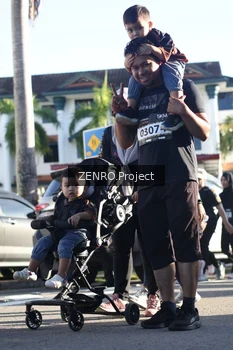 Runner Photo 1682580