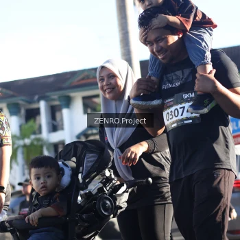 Runner Photo 1682611