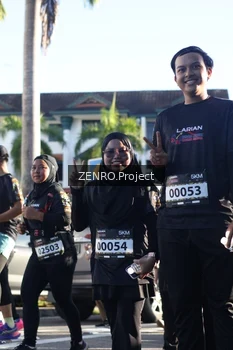 Runner Photo 1682614