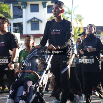 Runner Photo 1682665
